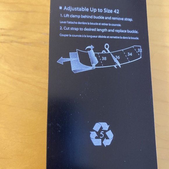 NIKE GOLF MEN'S SINGLE WEB BELT BLACK ADJUSTABLE TO FIT UP TO SIZE 42 - Picture 3 of 4